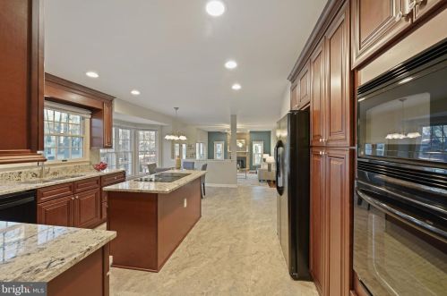 2006 Alleva Ct, Accokeek MD 20607-3254 exterior