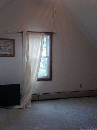 10 Bettswood Rd, Norwalk CT 06851-5104 exterior