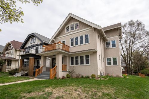 5439 Galena St, Milwaukee, WI 53208-2108