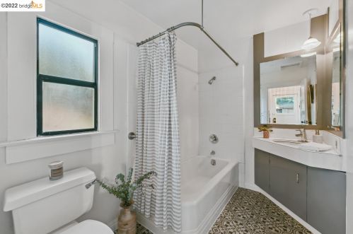 1931 Vine St, Berkeley CA 94709-2032 exterior