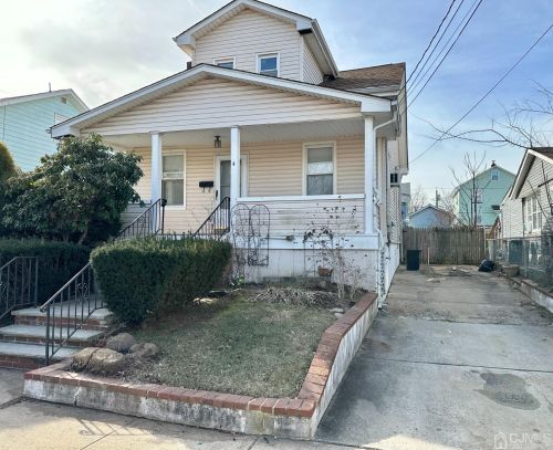 4 5th St, New Brunswick, NJ 08901-3304