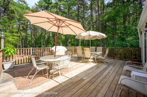 407 Stump Tavern Rd, Jackson Twp NJ 08527-3326 exterior