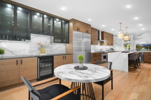 560 Morgan St, Atlanta GA 30308-2821 exterior