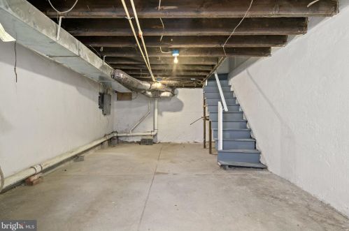 2341 Marshall St, Philadelphia PA 19148-3824 exterior