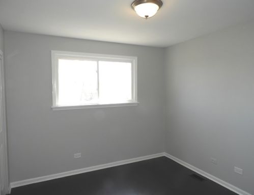 2713 Dana Ave, Waukegan IL 60087-3534 exterior