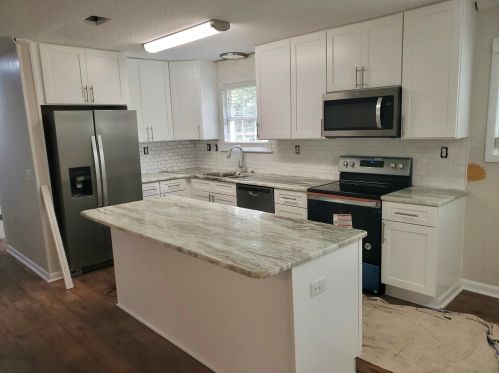 160 Bay St, Defuniak Springs, FL 32435-3046