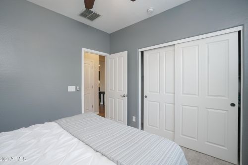 253 Jade Dr, Chandler AZ 85286-1646 exterior