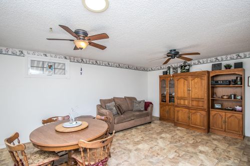 11608 51st St, Phoenix AZ 85044-5686 exterior