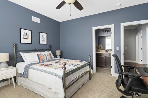 256 Elmhurst Ave, Elmhurst IL 60126-2961 exterior