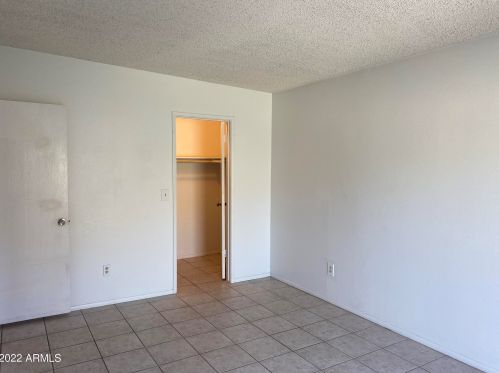10235 7 Pl, Phoenix AZ 85020-1556 exterior