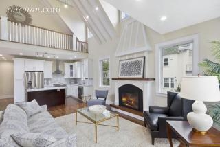 1216 Albemarle Rd, Brooklyn NY  11226-4505 exterior