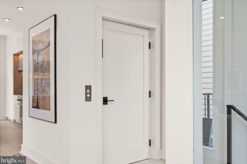 5416 Nevada Ave, Washington DC  20015-1728 exterior