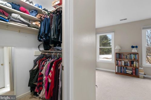 2 Granby Ct, Rockville MD 20855-1406 exterior