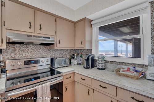 1900 Ocean Ave, Belmar NJ 07719-2455 exterior