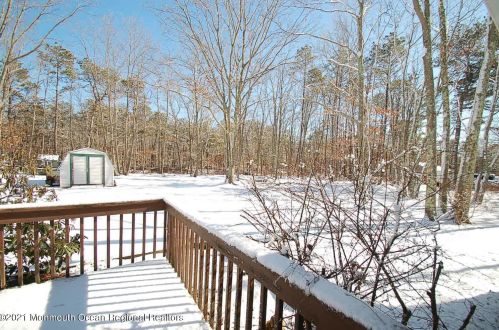 623 Berkeley Ave, Berkeley Township NJ 08721-3703 exterior