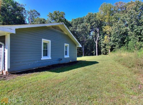 4495 Kent Rd, Atlanta GA  30337-5205 exterior