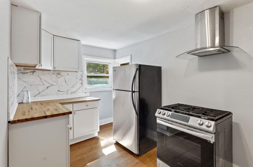 5451 Cherry St, Milwaukee WI  53208-2106 exterior