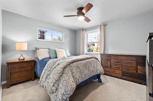 960 Whitley Dr, Pittsburgh PA 15237-5942 exterior