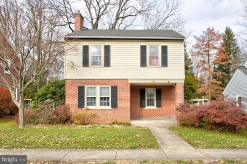 1223 Elm Ave, Lancaster, PA 17603-4838