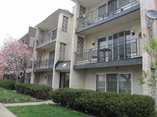 5733 Kenton Ave, Chicago IL  60629-5319 exterior