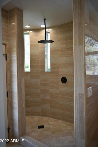 1825 Cinnabar Ave, Phoenix AZ  85020-1916 exterior