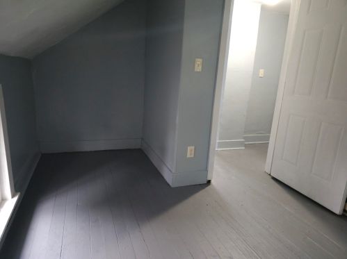 253 Southern Ave, Meskegon MI 49441-2438 exterior