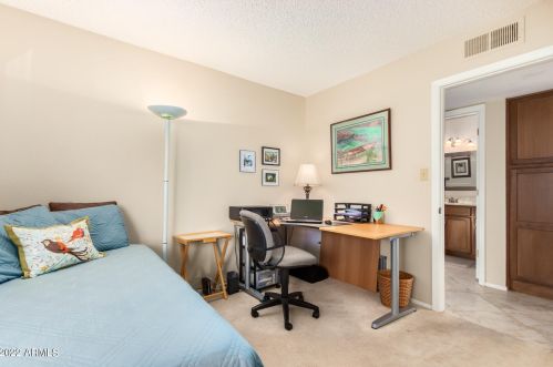 3302 Sunridge Ln, Chandler AZ 85225-1856 exterior