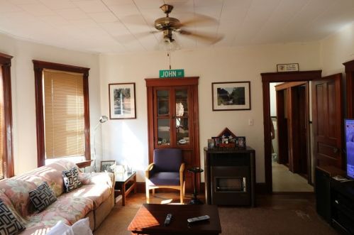 197 Belmont St, Worcester MA 01604-5201 exterior