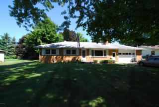 6361 Plainfield Ave, Kalamazoo, MI 49048-9477