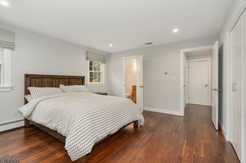 14 Stonehedge Ter, Sparta NJ 07871-1309 exterior