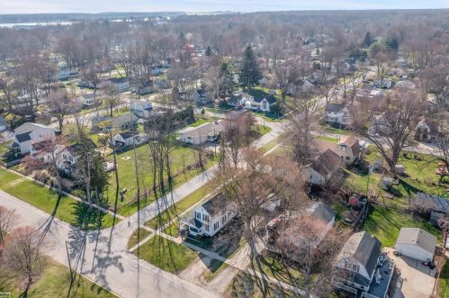 1103 Saint Clair Blvd, Algonac MI  48001-1432 exterior