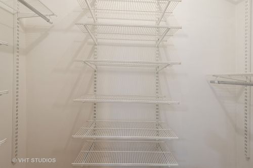 6353 Le Mai Ave, Chicago IL 60712-3013 exterior