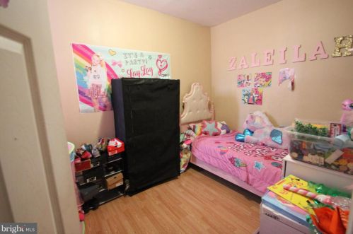 3340 Emerald St, Philadelphia PA 19134-2550 exterior