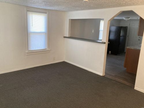 10034 Viscount Dr, Saint Louis, MO 63136-5636