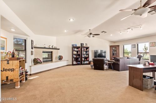 35825 17th Ave, Phoenix AZ  85086-7251 exterior