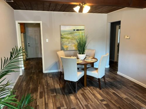 1367 Coventry Rd, Concord CA 94518-1120 exterior