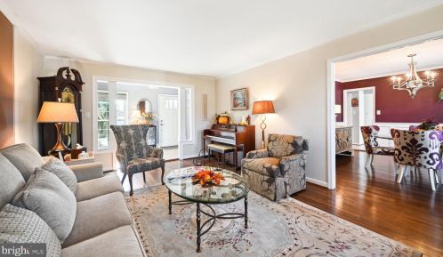 9101 Cherbourg Dr, Rockville MD 20854-3107 exterior