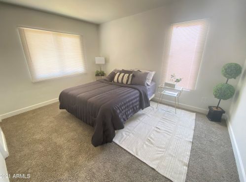 3017 81st Dr, Phoenix AZ  85033-4760 exterior