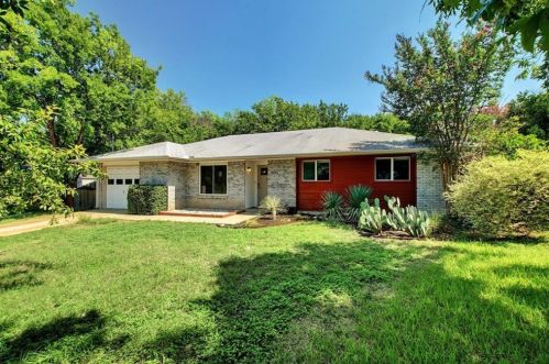 900 Aurora Cir, Austin TX  78757-3415 exterior