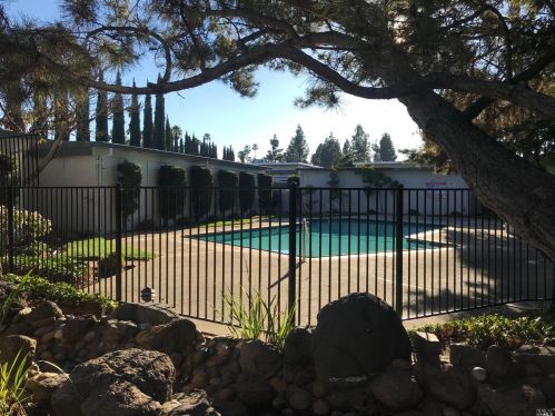 1591 Ellis St, Concord CA  94520-2757 exterior