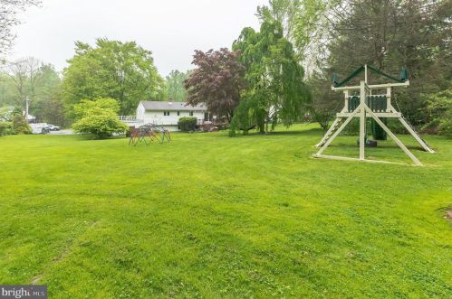 7 Devon Ln, Media PA 19063-4408 exterior