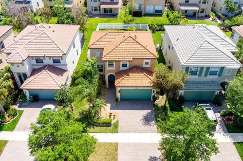 11953 Bennington Cir, Fort Pierce FL  34987-2721 exterior