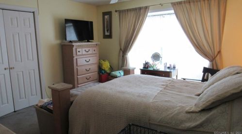 135 Queens Rd, Torrington CT 06790-2837 exterior