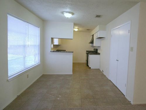 19010 Kemble Rd, Humble, TX 77346-2621