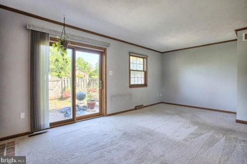 92 Roboda Blvd, Limerick PA 19468-2967 exterior