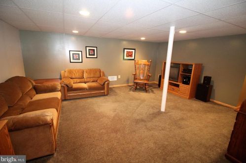 135 Edwin Ave, Trenton NJ 08610-4420 exterior