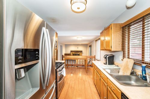 900 Bennington Dr, Bull Valley IL 60014-8875 exterior