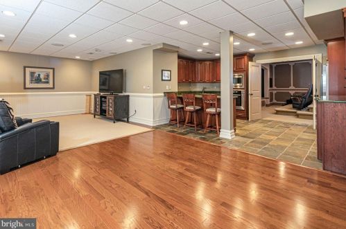 219 Edgerstoune Rd, Princeton NJ 08540-6716 exterior