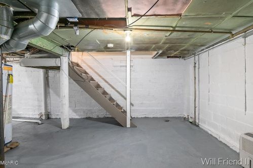 408 Brenner, Grand Rapids MI 49505-5132 exterior