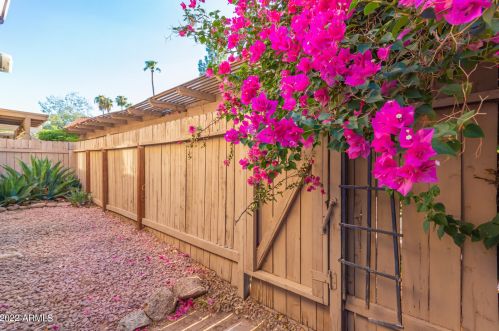 3008 46 St, Phoenix AZ 85040-1767 exterior